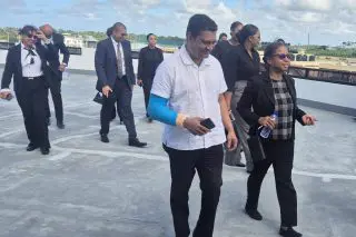 Judicial delegation visits Lusignan Prison