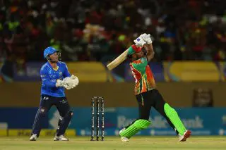Tahir, Sampson power Warriors past Kings in tense four-wicket win
