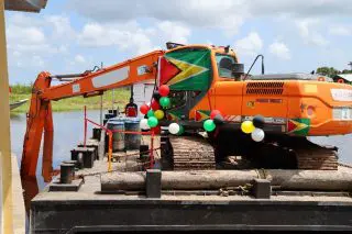 $230m pontoon, excavators commissioned in Region One