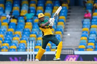 Henry’s last gasp sixes stun Warriors in WCPL thriller