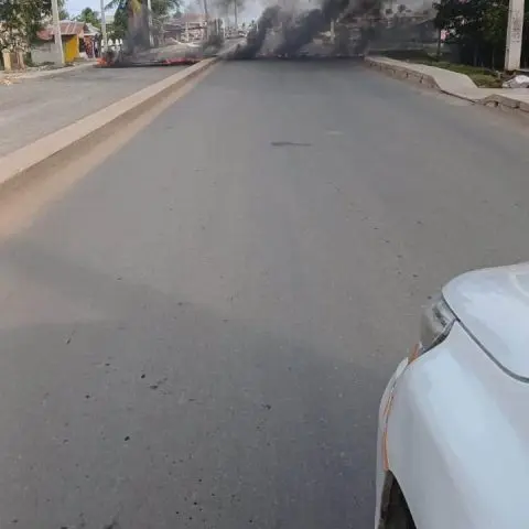 Vigilance unrest continues; police advise motorists to avoid area