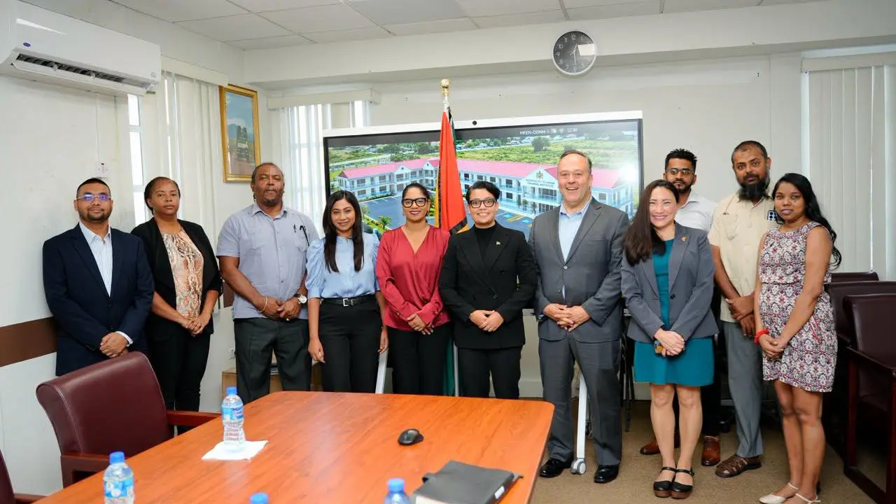 Ministries, Niagara College discuss curricula for hospitality institute