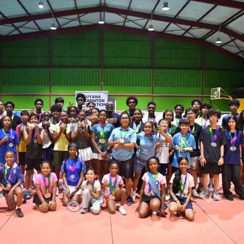 Felix and Godette shine as junior badminton crowns its champions