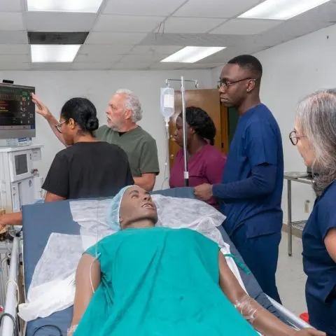 Twenty nursing anaesthetists receiving emergency simulation training