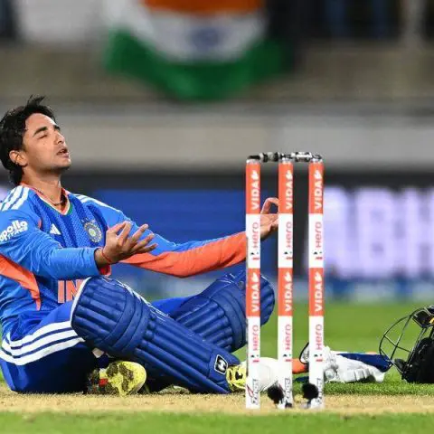 Abhishek ton flattens New Zealand as India seal T20 series