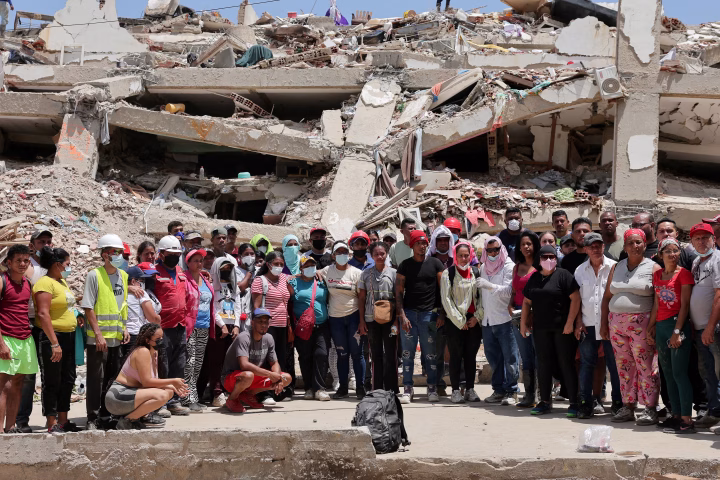Anger mounting over  gov’t response after Venezuela quakes