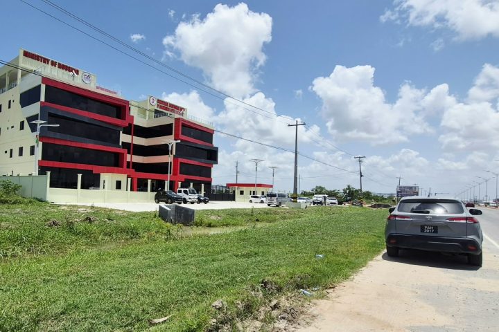 New Ministry of Housing location – take a bus then walk 15 minutes, or pay $3,000 for a taxi