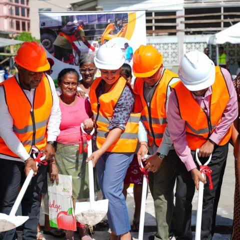 Sod turned for billion-dollar New Amsterdam market