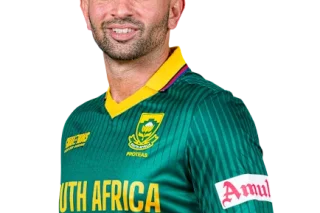 Maharaj stars as Australia collapse to spin after Breetzke hundred