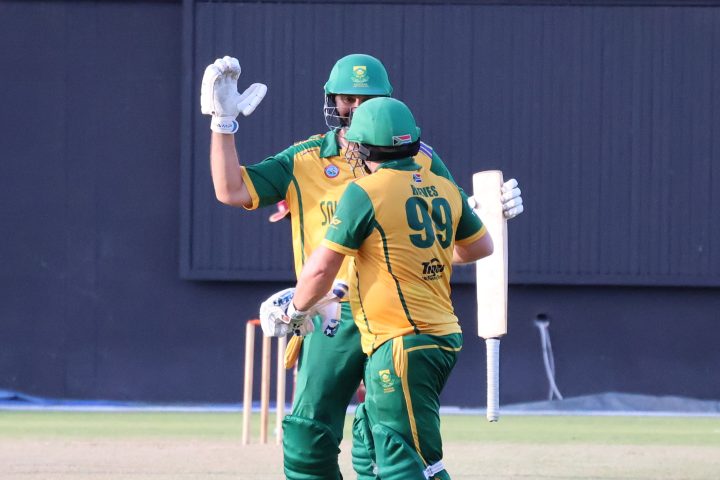 IMC Masters O40s World Cup: Reeves’ 29-ball blitz rescues South Africa in Providence thriller