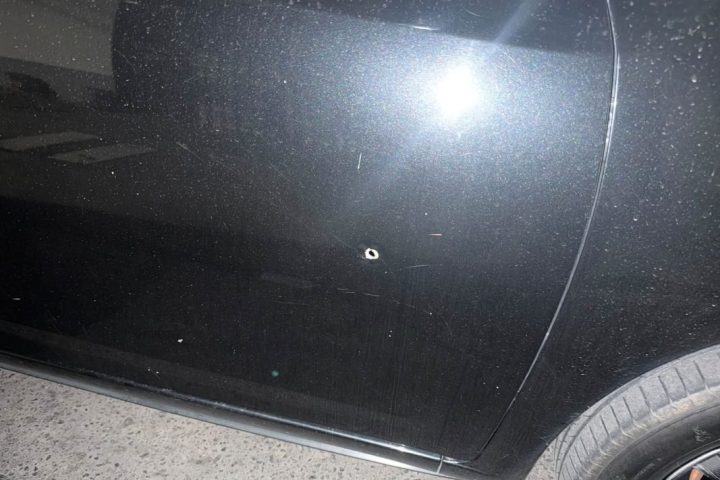 Police allege constable took $800,000 from Mohamed for surveillance footage