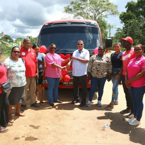 Matthews Ridge gets 32-seater school bus