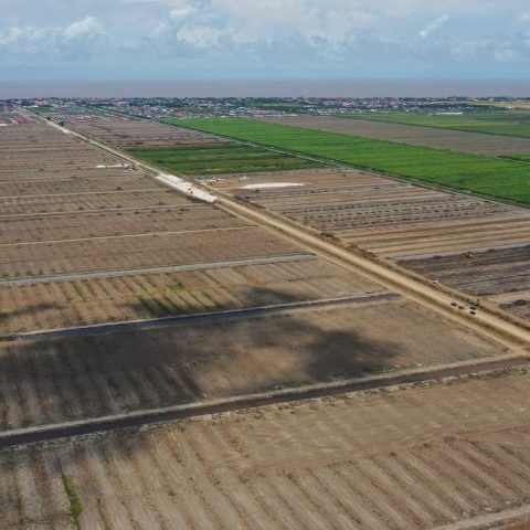 Croal inspects Leonora road, 498-acre housing development
