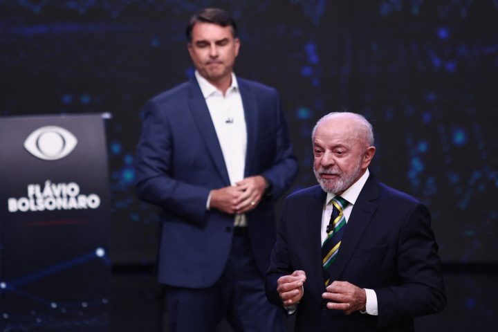 Foreign diplomats in Brazil discuss quick recognition of runoff winner